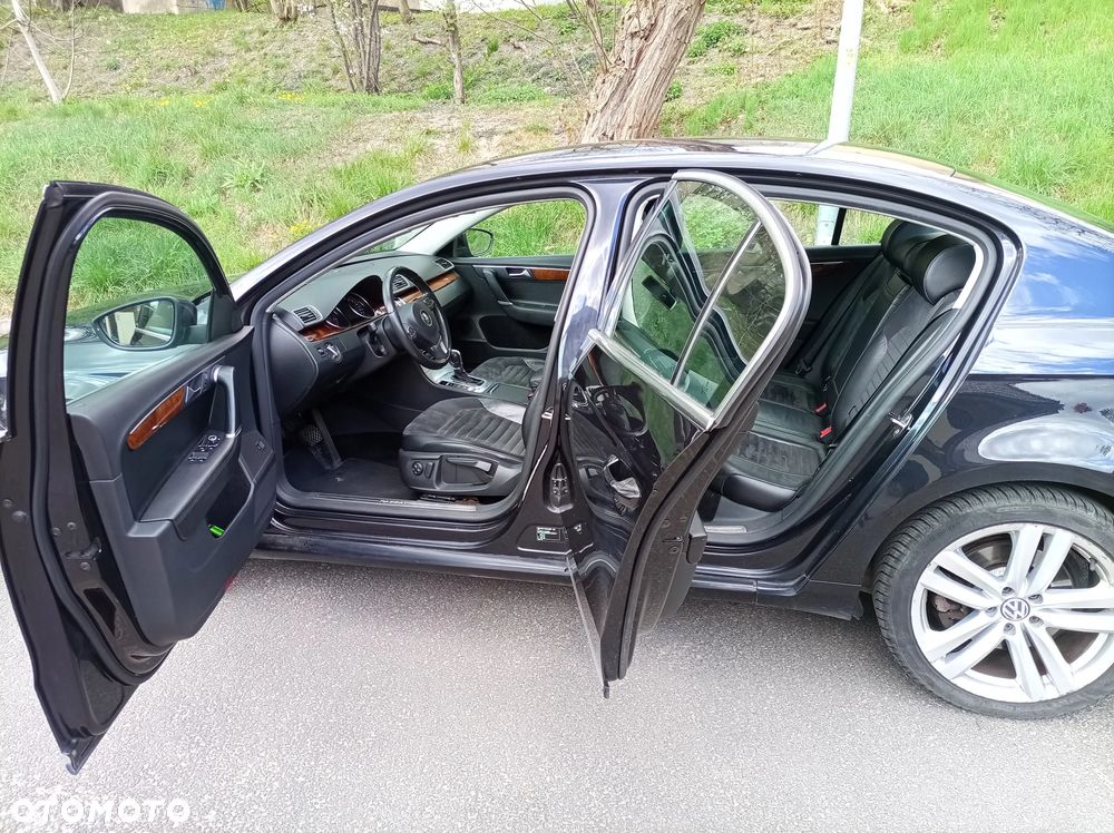 Volkswagen Passat 3.6 V6 4Mot Highline DSG - 6