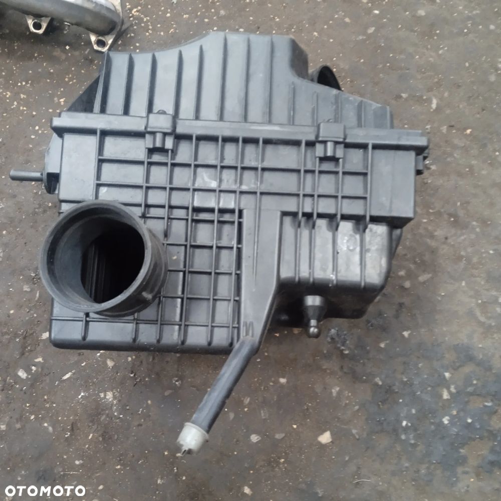 Obudowa filtra powietrza Master 2.3 165008632R - 4