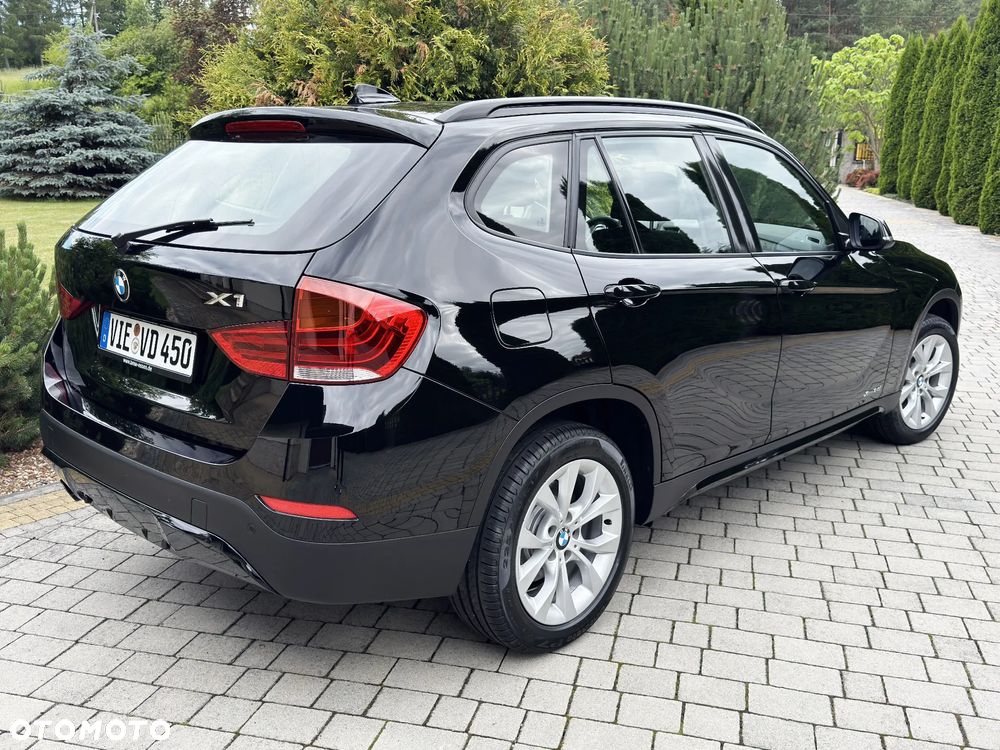 BMW X1 xDrive18d Sport Line - 4