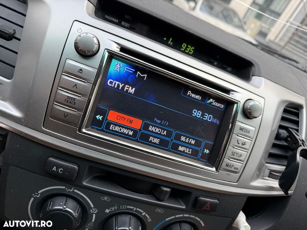 Toyota Hilux - 9