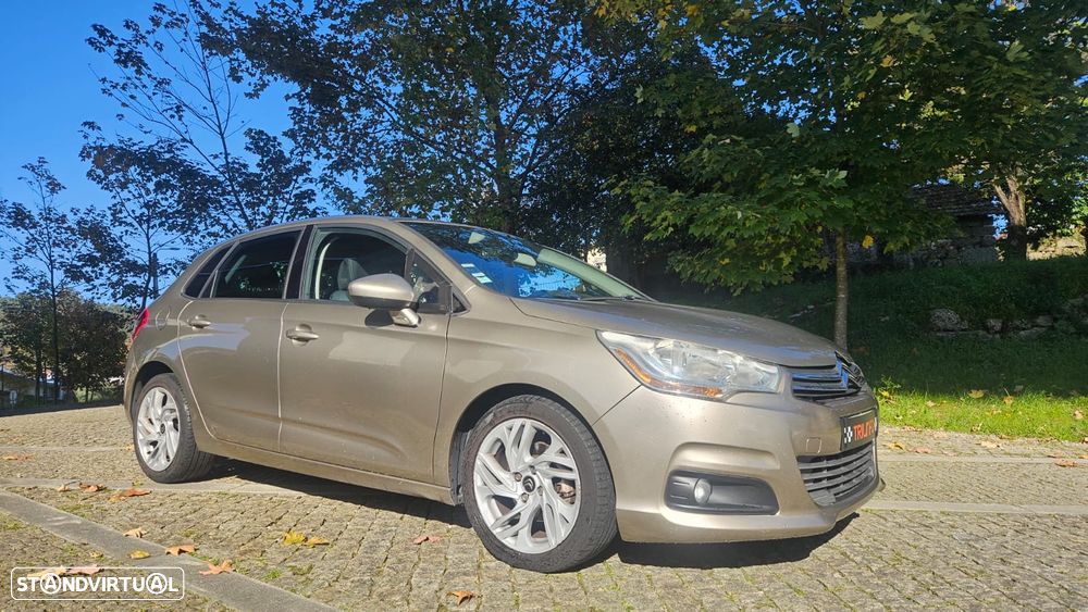Citroën C4 HDi 110 Exclusive - 3