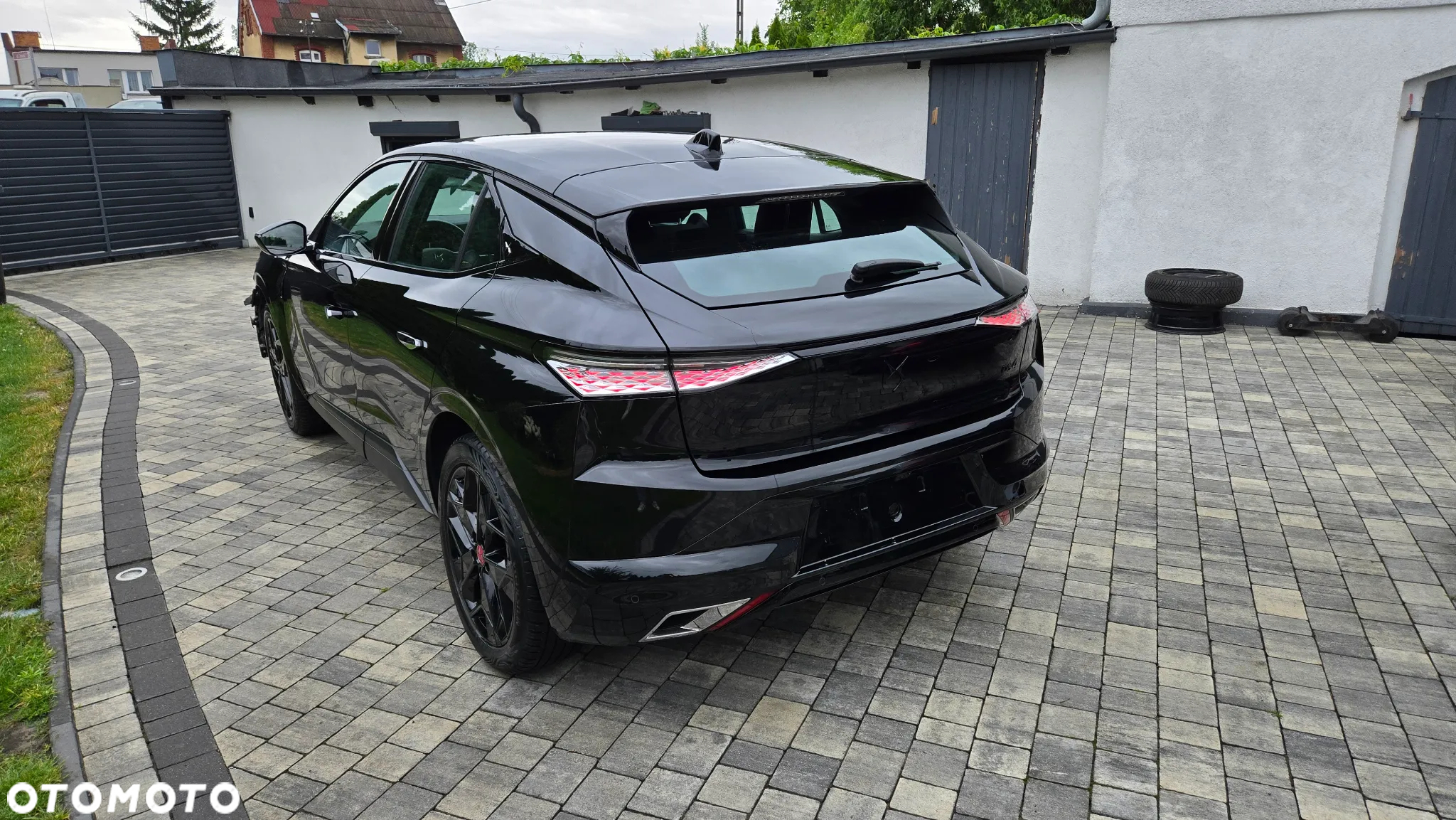 DS Automobiles DS 4 1.2 PureTech Performance Line + - 8