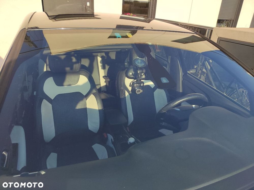 Citroën DS4 HDi 165 SoChic - 12