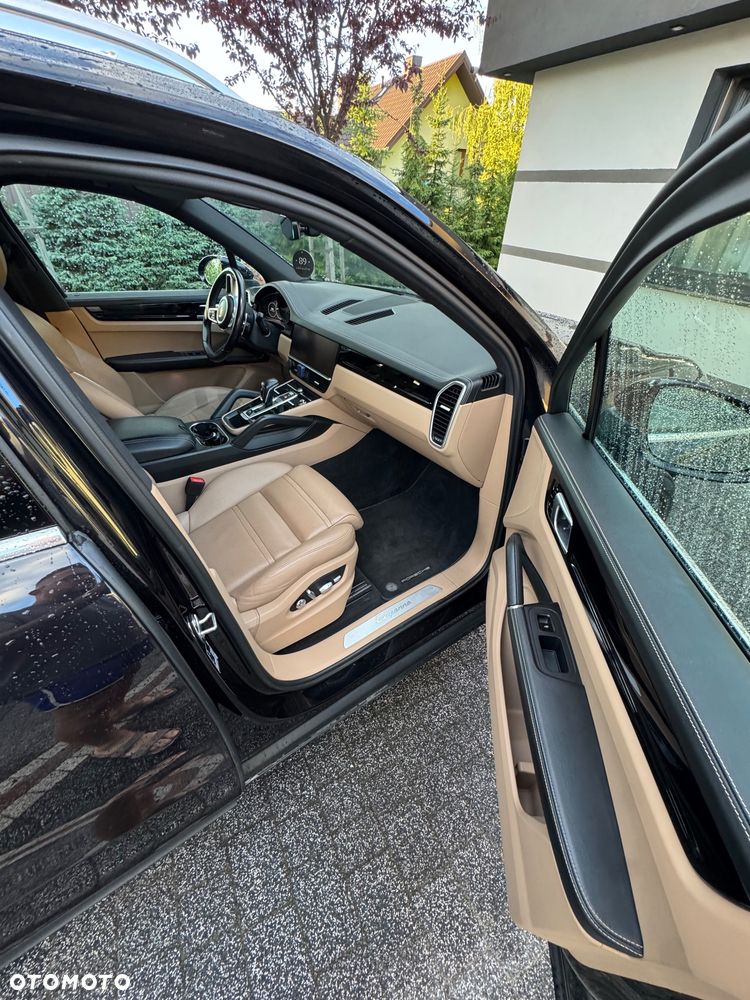 Porsche Cayenne Standard - 11