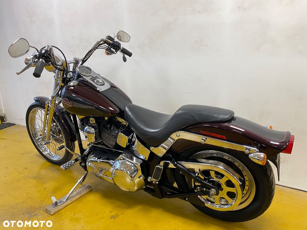Harley-Davidson Softail Springer Classic - 34