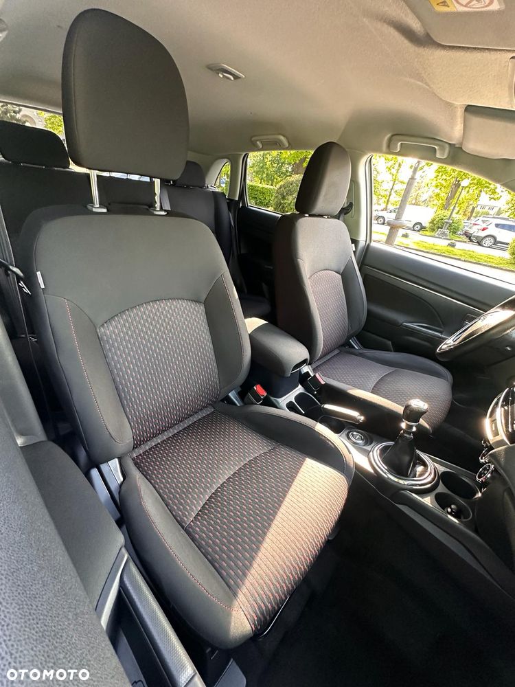 Mitsubishi ASX 1.6 DI-D 4WD Plus - 9