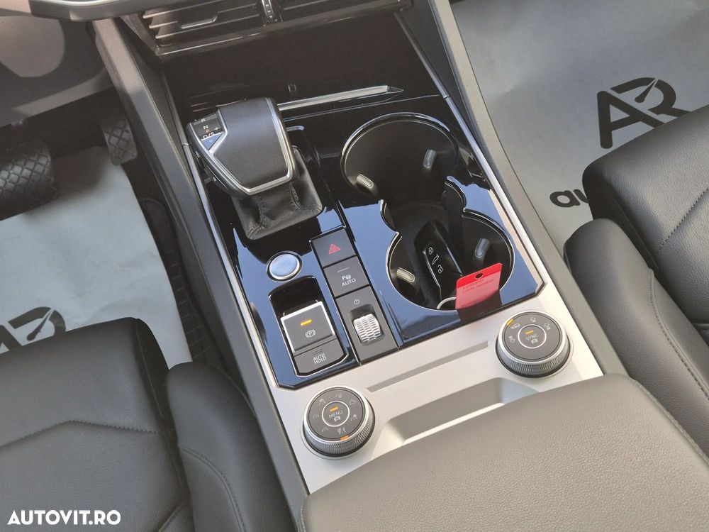 Volkswagen Touareg V6 TSI eHybrid PHEV Elegance - 22