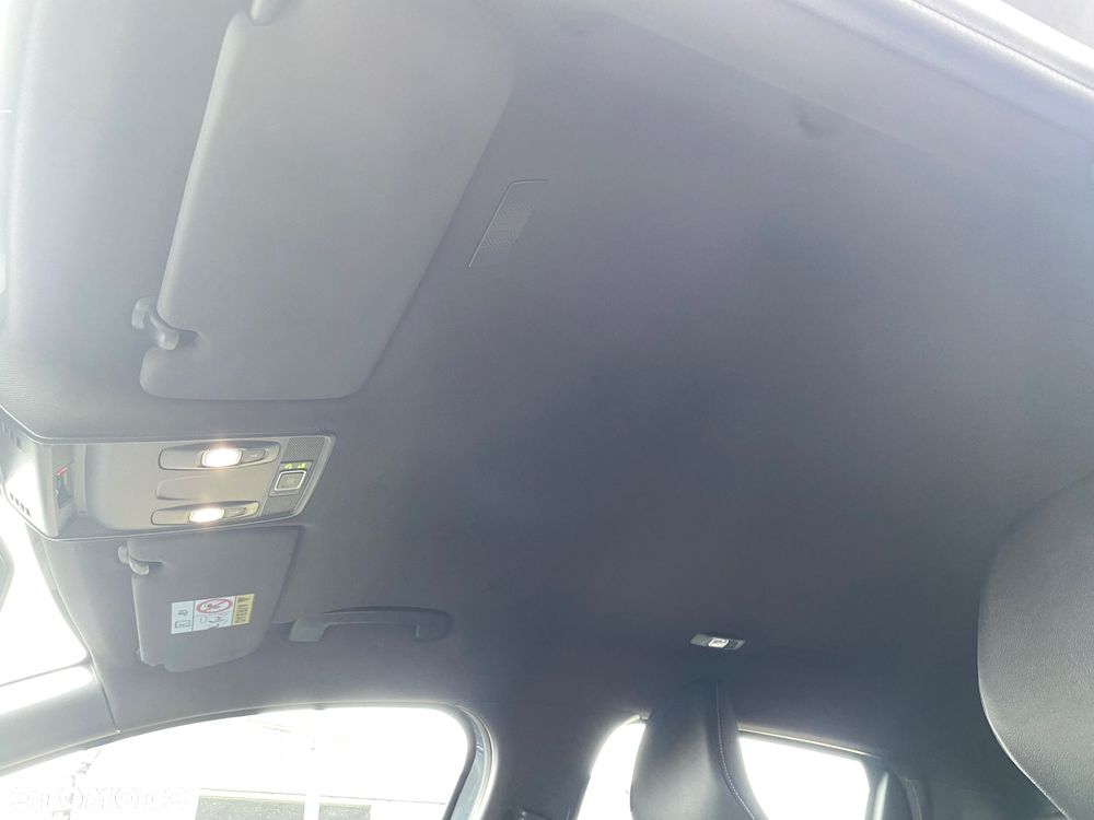 Renault Clio TCe 100 EXPERIENCE - 22