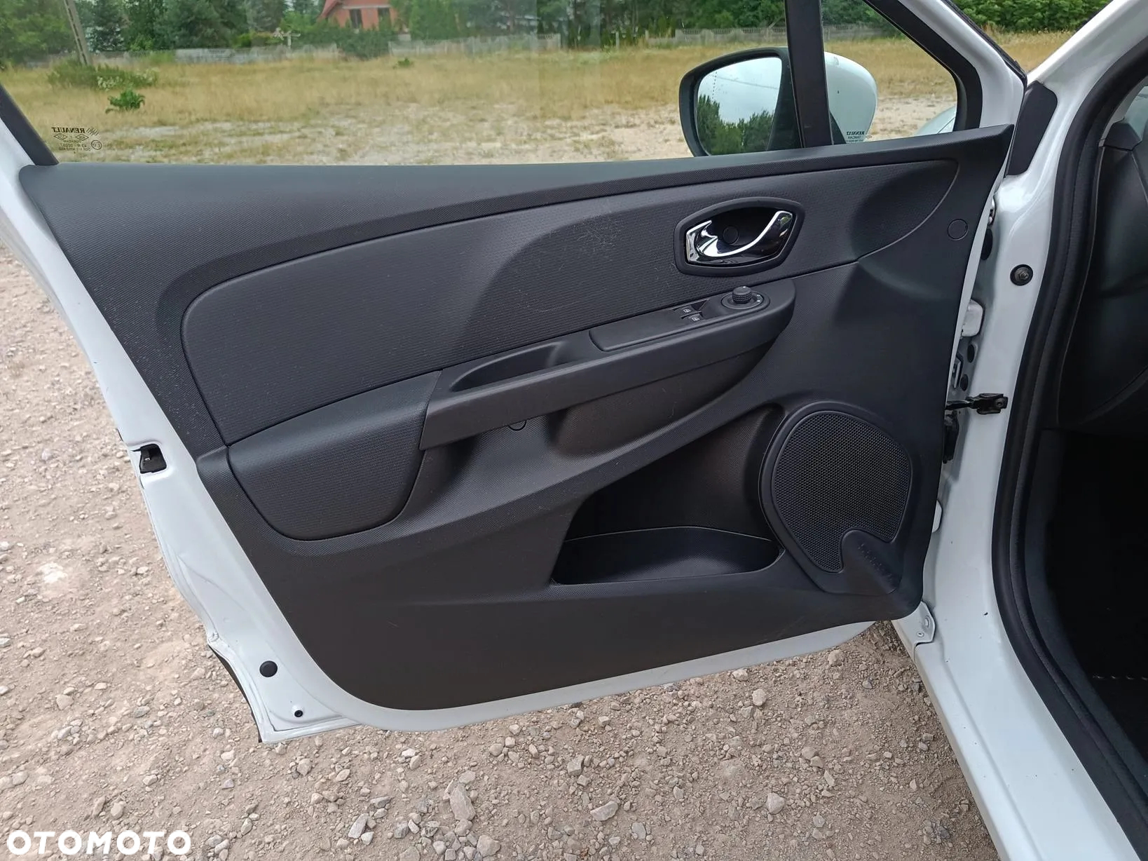 Renault Clio 1.2 16V 75 Dynamique - 19