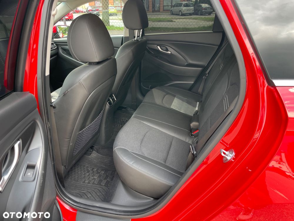 Hyundai i30 Kombi 1.5 T-GDI 48V-Hybrid DCT Prime - 21