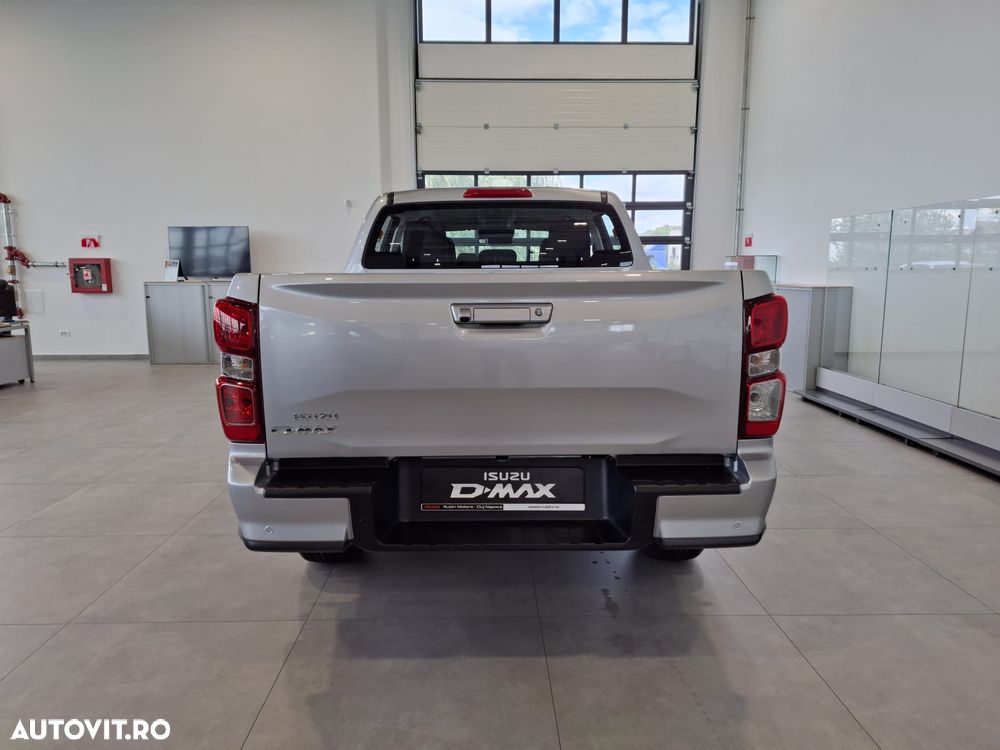 Isuzu D-Max 2.2 DSL 4x4 Double Cab 8AT Executive - 4