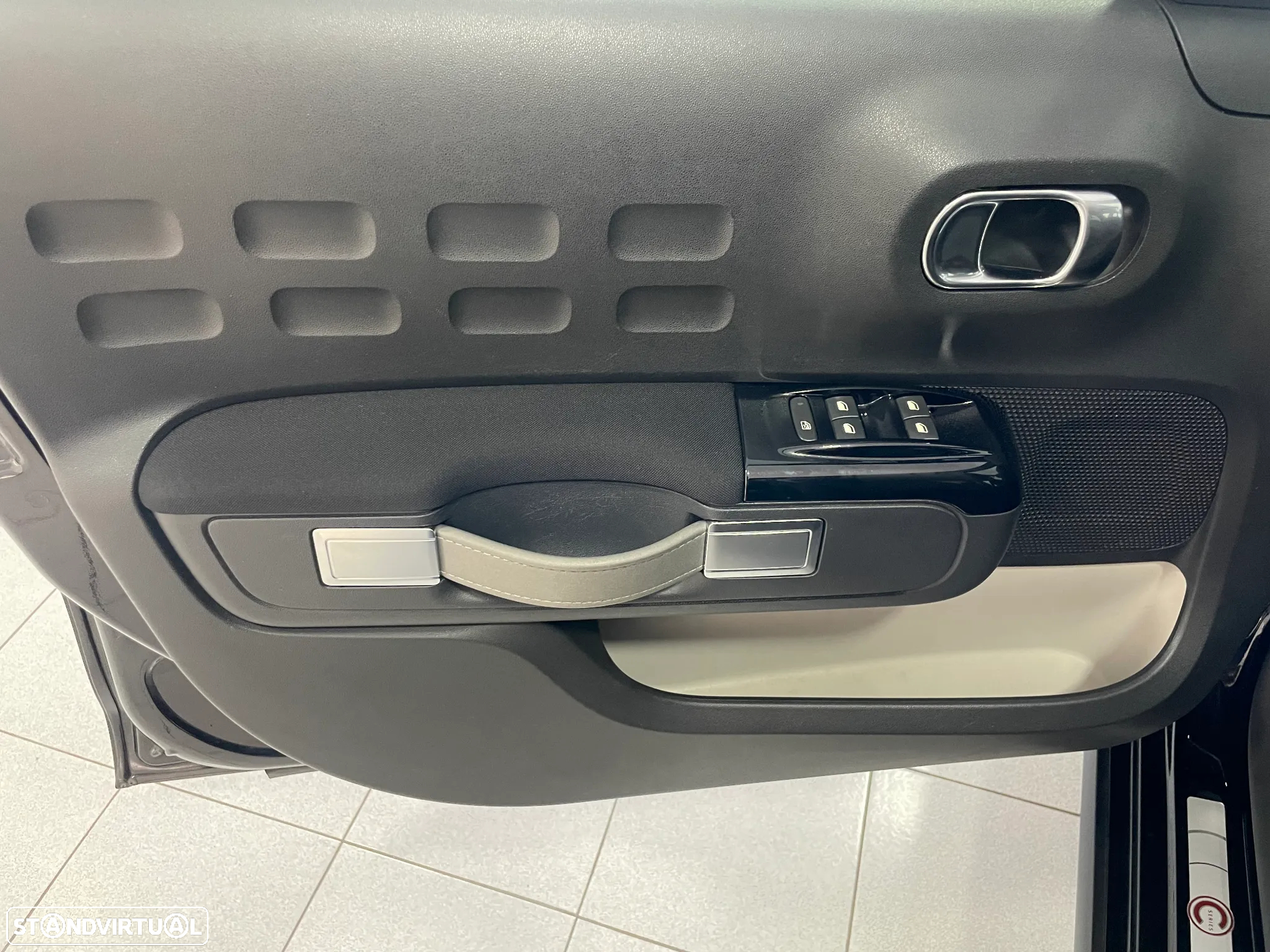 Citroën C3 1.5 BlueHDi C-Series - 7