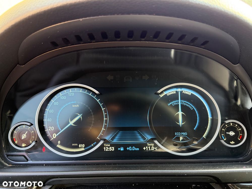 BMW Seria 5 520d Efficient Dynamics Edition - 33