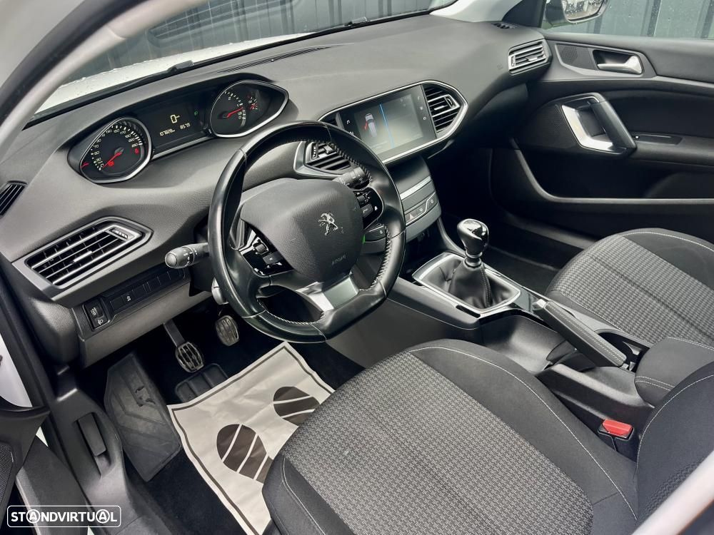 Peugeot 308 1.5 BlueHDi Business Line - 23