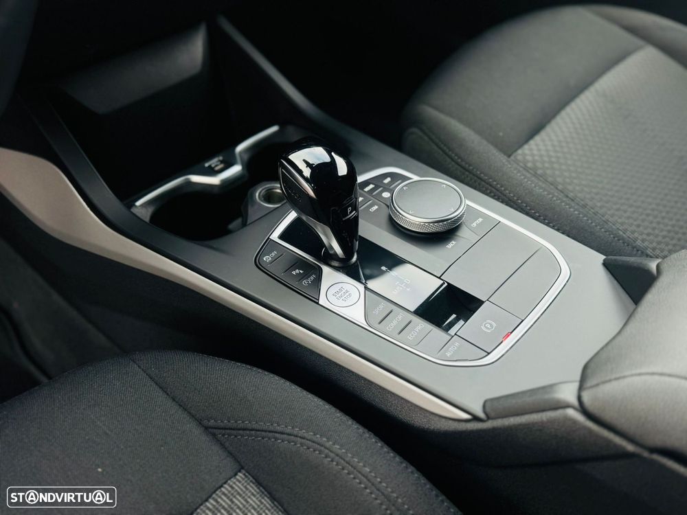 BMW 118 i Advantage Auto - 31