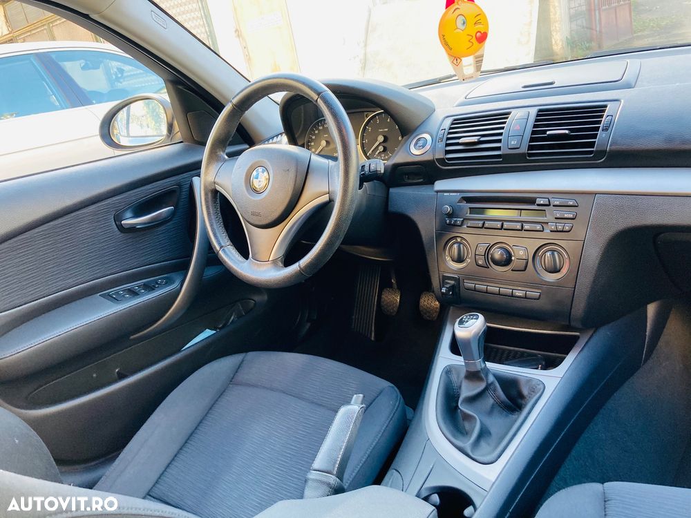 BMW Seria 1 116i - 4
