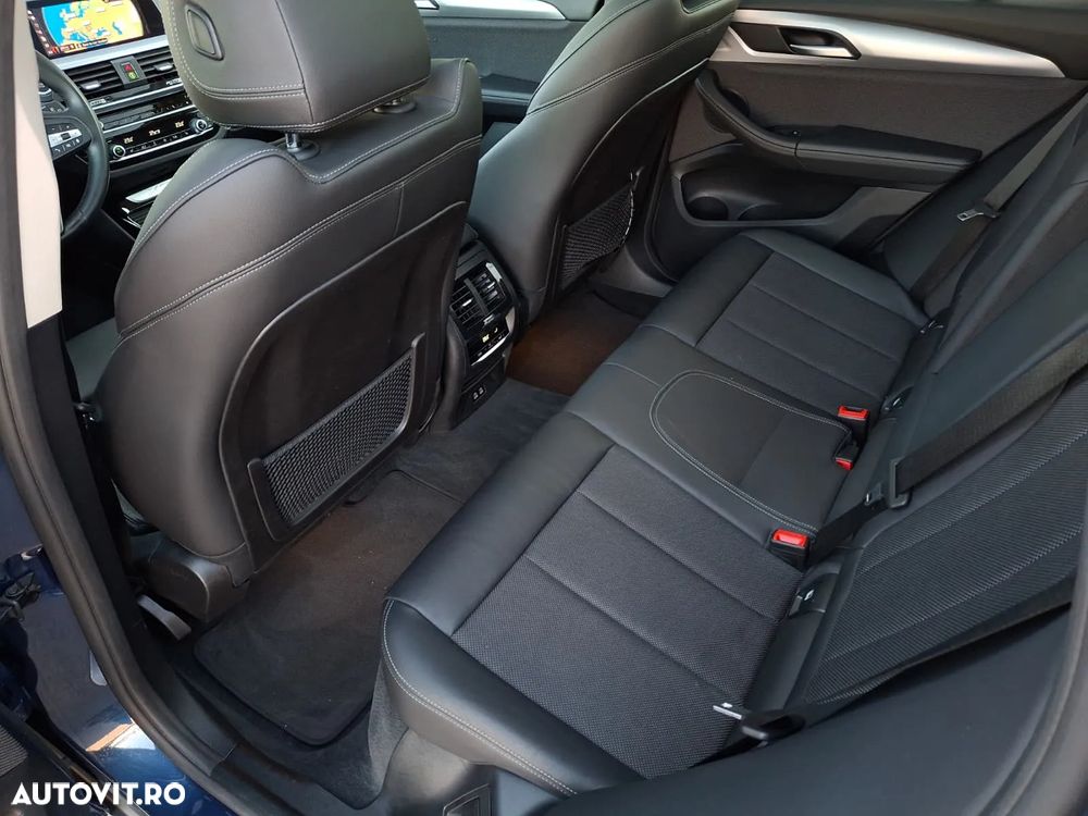 BMW X3 xDrive30e AT PHEV - 13