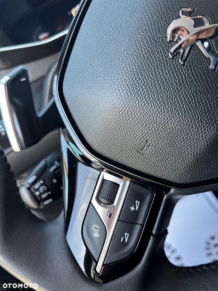 Peugeot 208 PureTech 100 EAT8 Active - 33