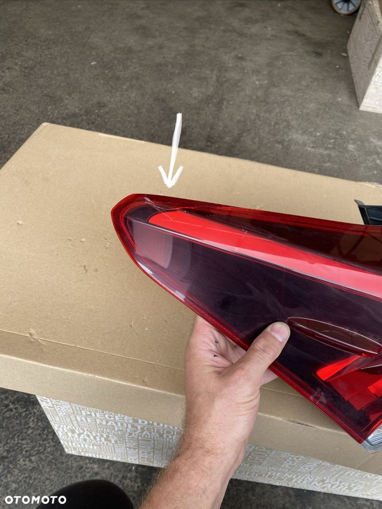 TOYOTA AURIS 2 II LIFT KOMBI LAMPA TYLNA LEWA  EUROPA LEWY TYŁ W BŁOTNIK  Europa W-wa - 3