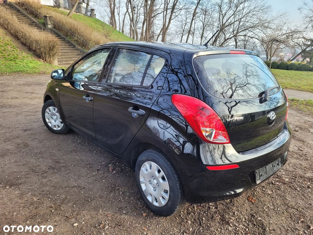 Hyundai i20 1.2 Fifa World Cup Edition - 17