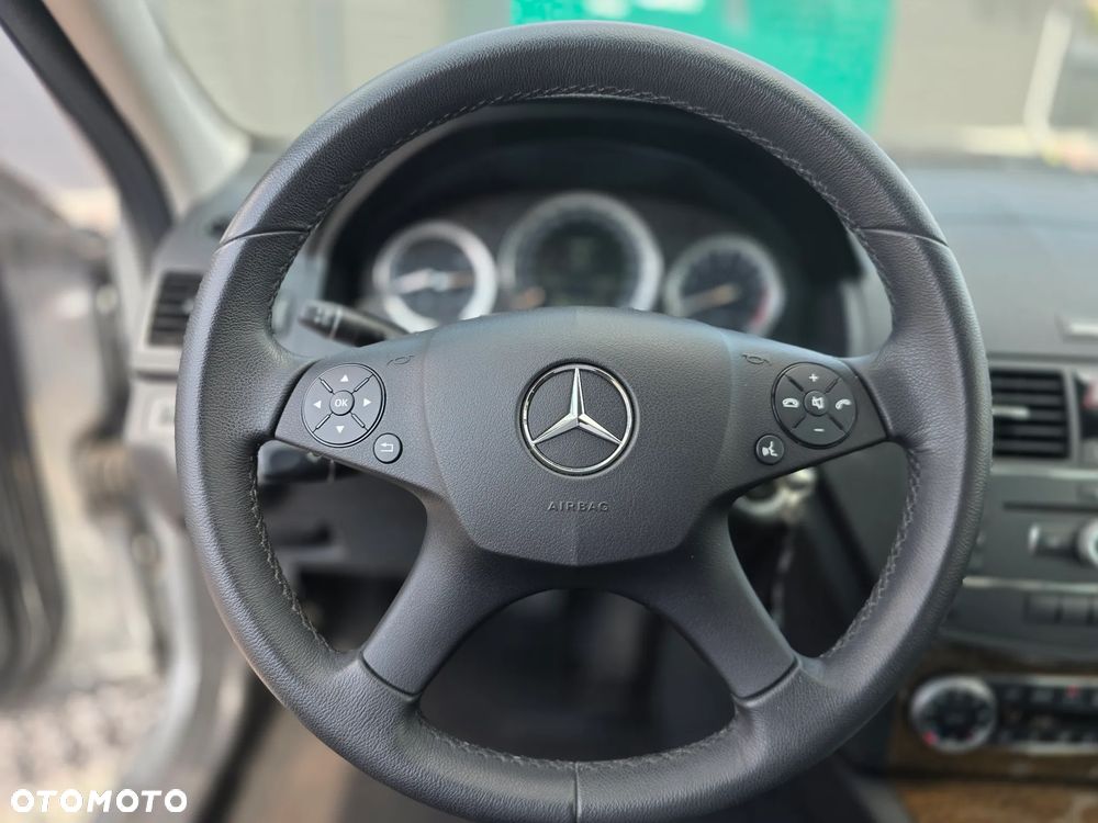 Mercedes-Benz Klasa C 180 Kompressor Automatik Elegance - 10