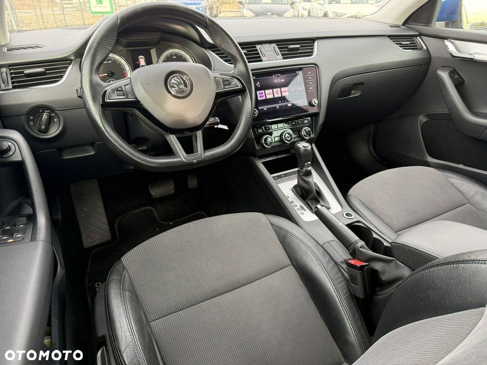 Skoda Octavia 1.6 TDI Ambition DSG - 11