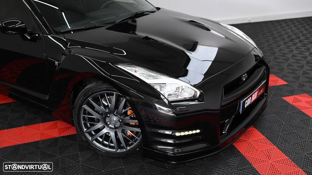 Nissan GT-R 3.8 V6 Black Edition - 45