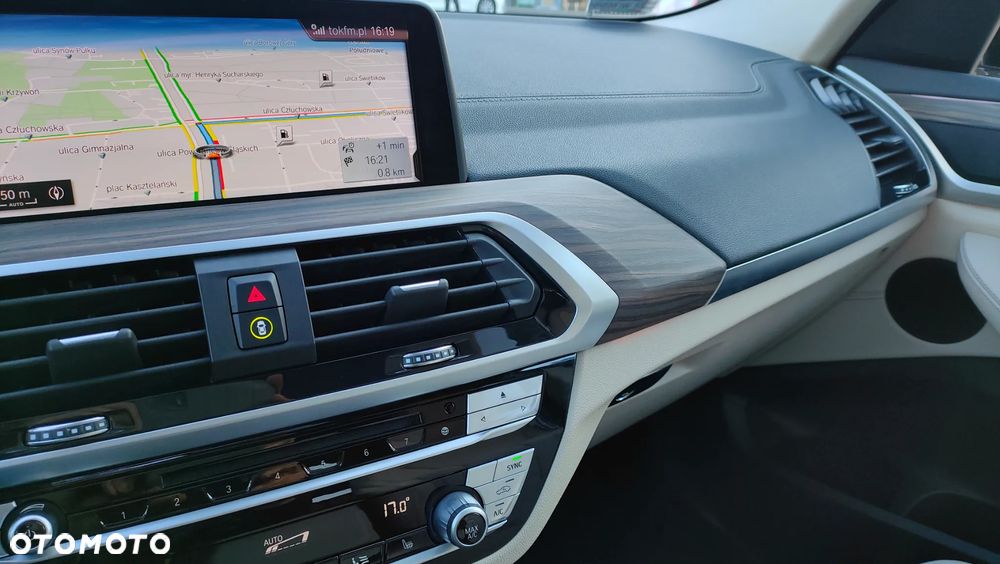 BMW X3 xDrive25d Luxury Line - 12