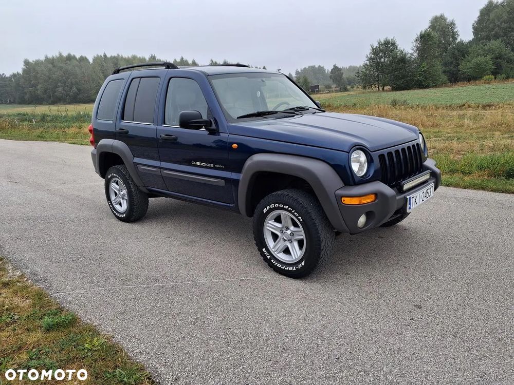 Jeep Cherokee - 5
