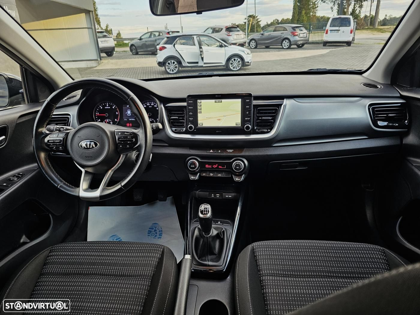 Kia Stonic 1.6 CRDi Drive - 23