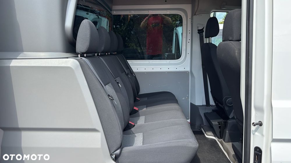 Volkswagen Crafter - 28