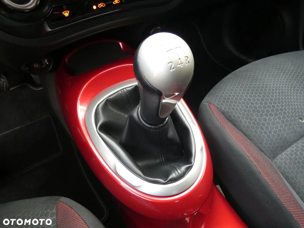 Nissan Juke 1.6 Tekna S&S - 19