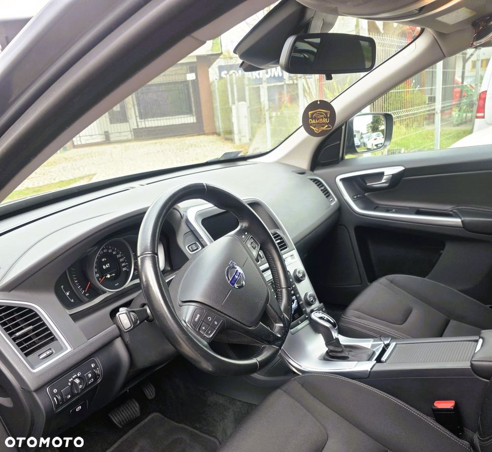 Volvo XC 60 D3 Drive-E Kinetic - 31