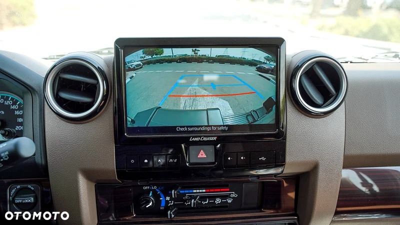 Toyota Land Cruiser 2.8 D-4D Mild-Hybrid Automatik Executive - 15