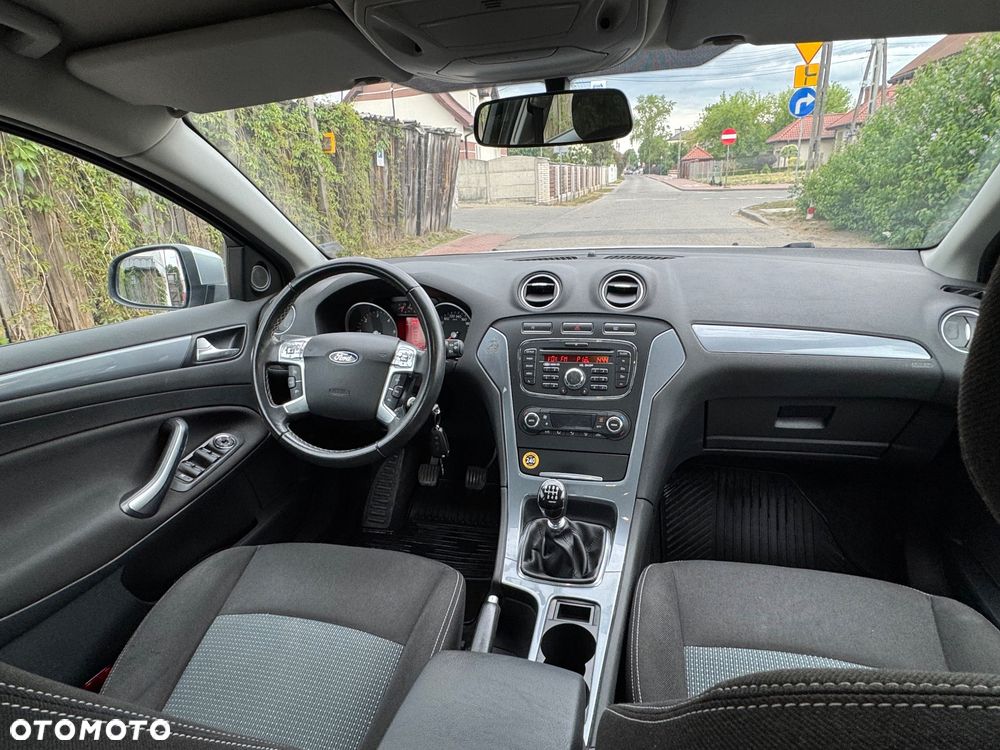 Ford Mondeo 1.6 TDCi Start-Stopp Titanium - 16