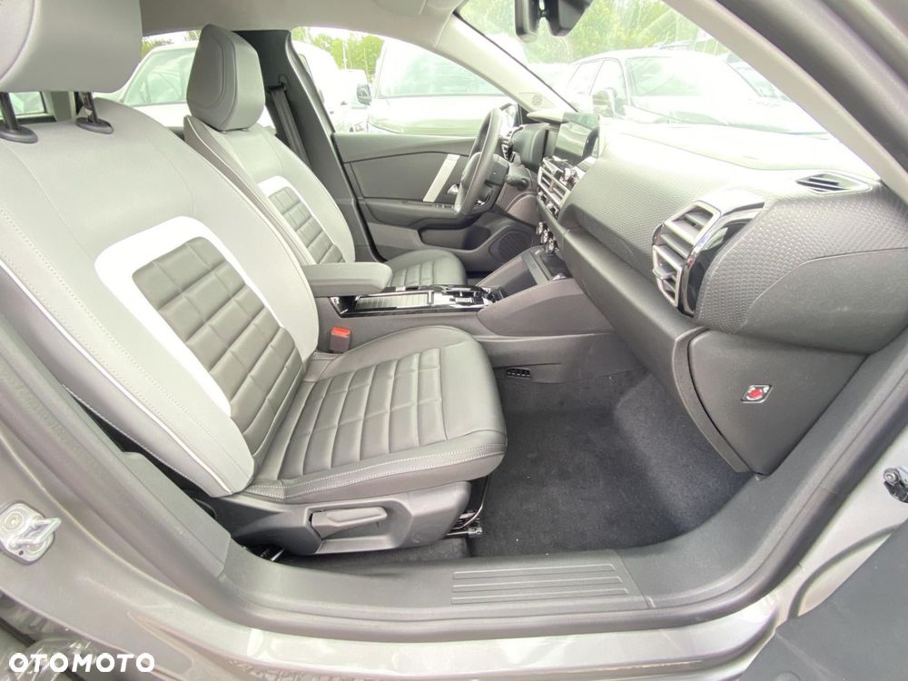 Citroën C4 1.2 mHEV Max eDCT6 - 12