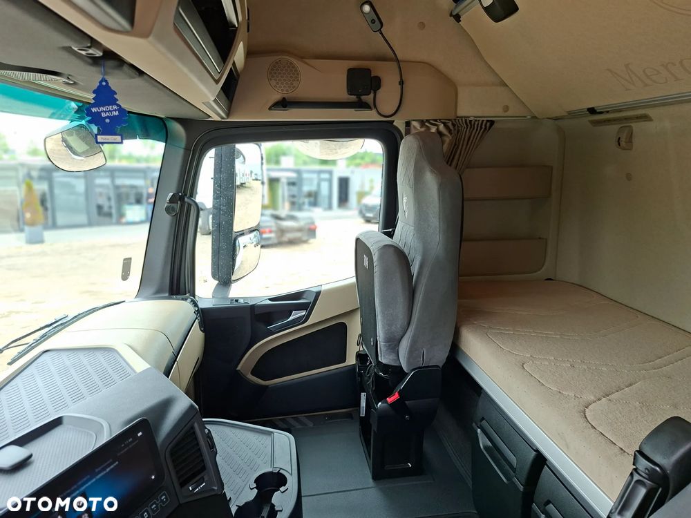 Mercedes-Benz Actros 5 1845 - 8