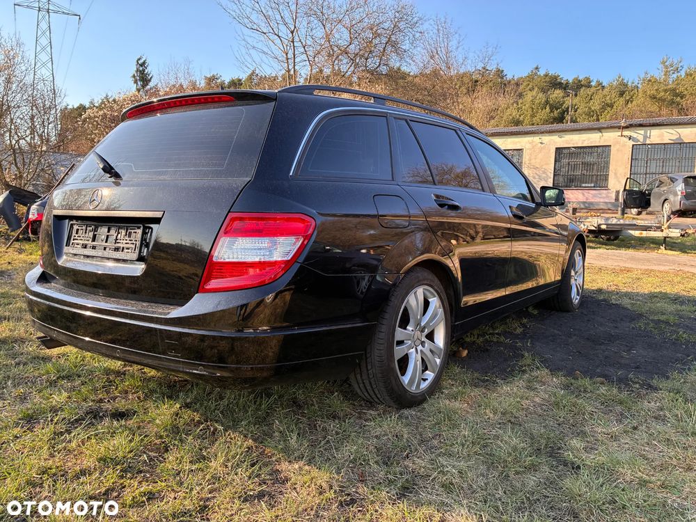 Mercedes-Benz Klasa C 200 CDI DPF BlueEFFICIENCY - 9