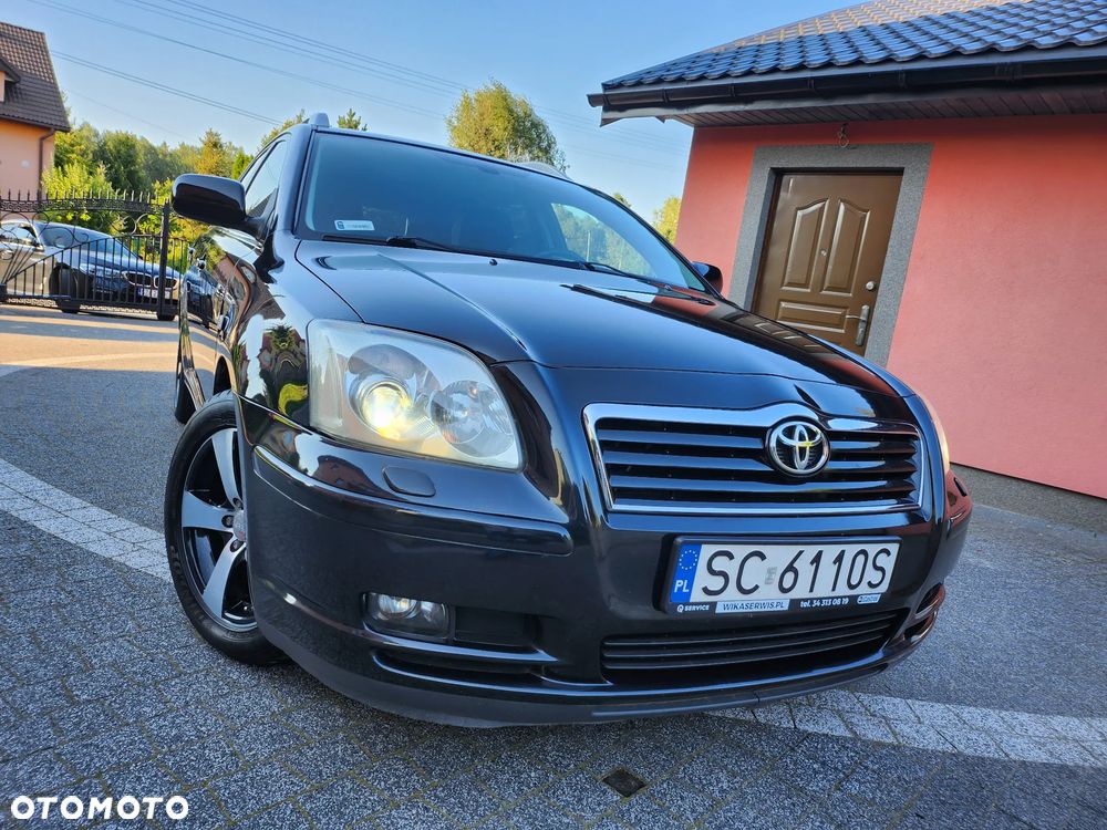 Toyota Avensis - 14
