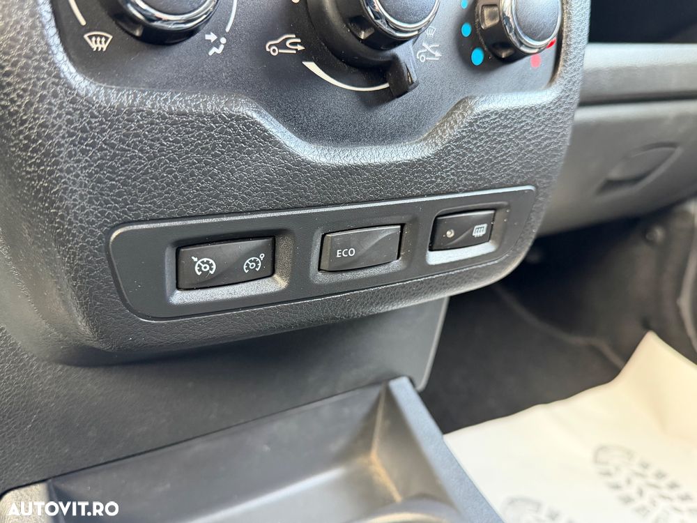 Dacia Lodgy 1.5 dCi Stepway - 22