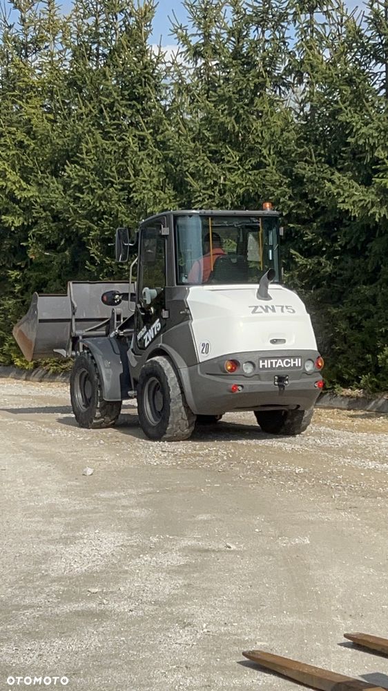 Hitachi ŁADOWARKA HITACHI ZW75 szybkozłącze hydr. Łyżka widły Cat 906 907 908 Deutz Volvo Liebherr Zw 75 5ton szybka jazda! MECALAC Jcb - 11