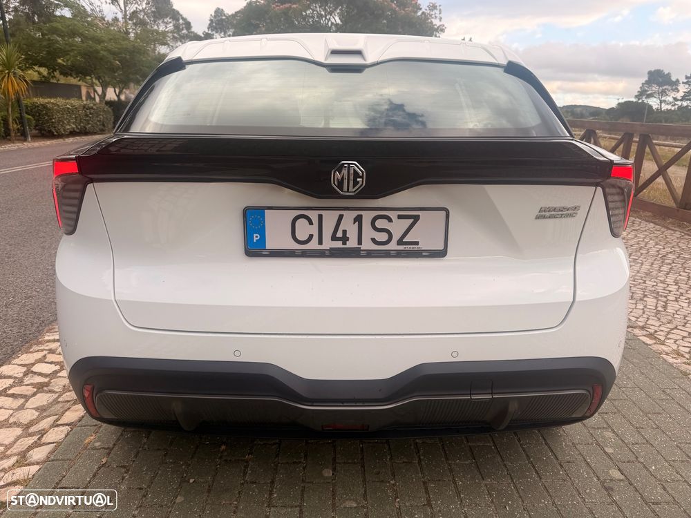 MG MG4 51 kWh Standard - 13