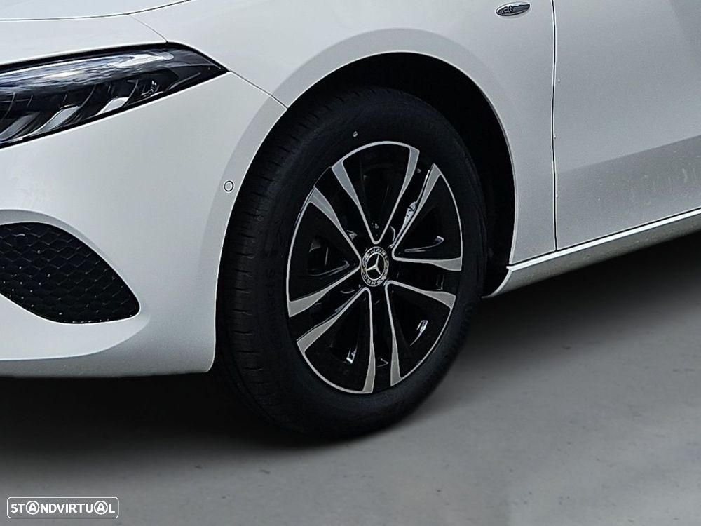 Mercedes-Benz A 250 e - 10