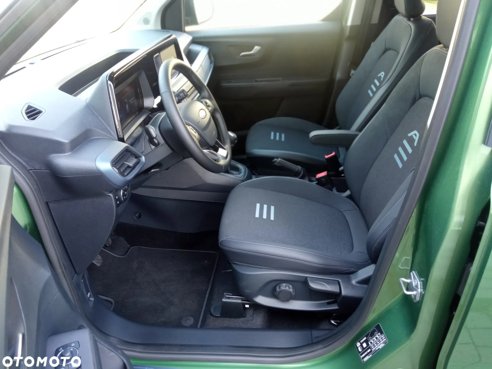 Ford Tourneo Courier 1.0 EcoBoost Active - 11