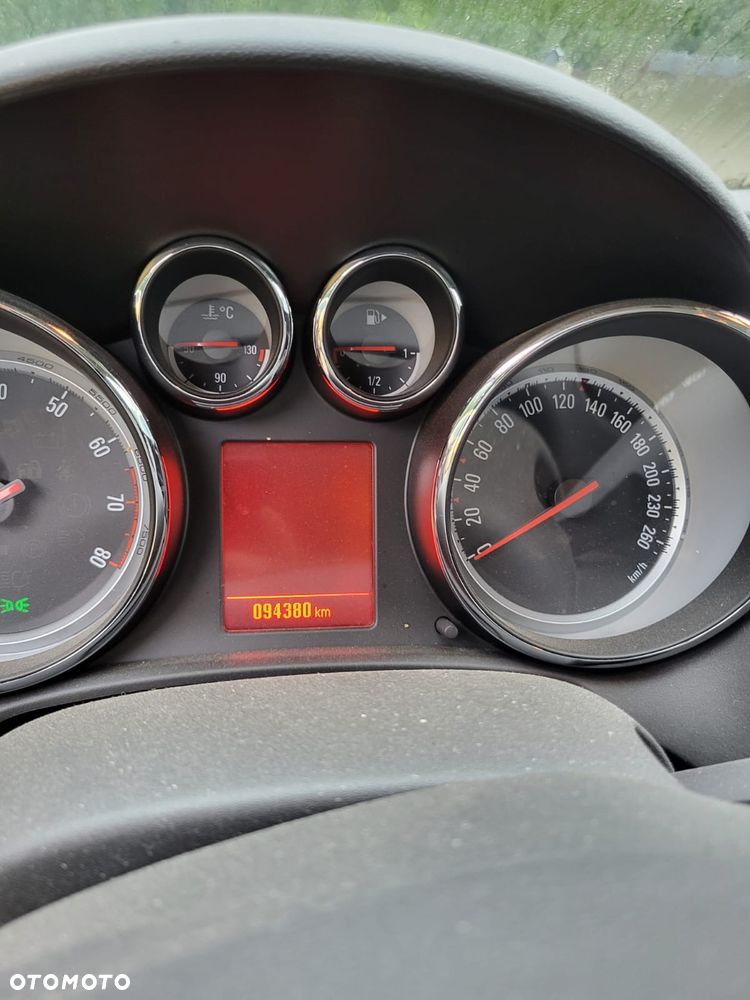 Opel Astra 1.6 Sport - 9