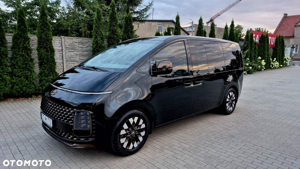 Hyundai Staria 2.2 CRDi Allrad Signature - 4