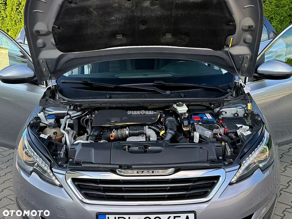 Peugeot 308 SW 1.6 BlueHDi Allure S&S - 25