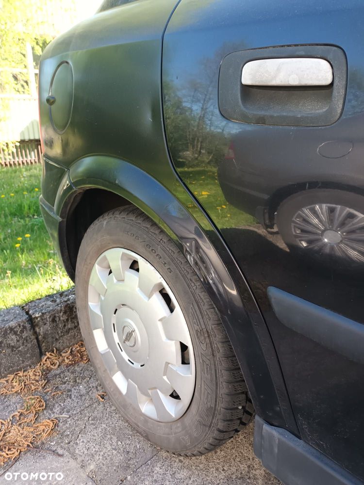 Opel Astra 1.4 - 10