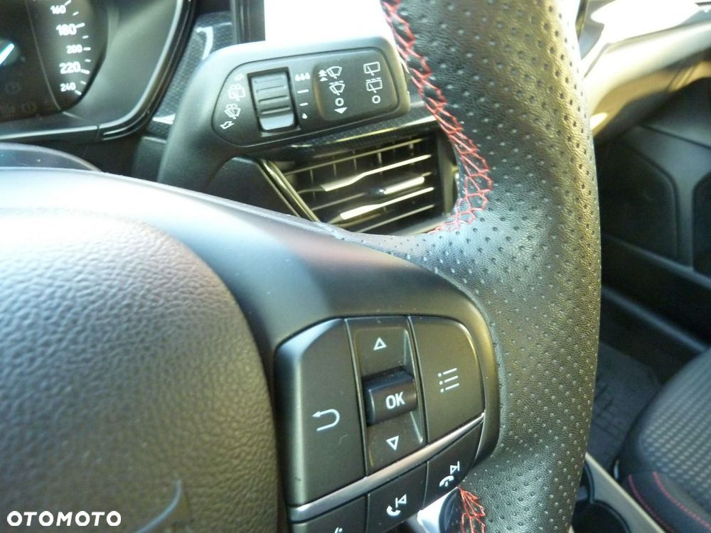 Ford Focus - 28