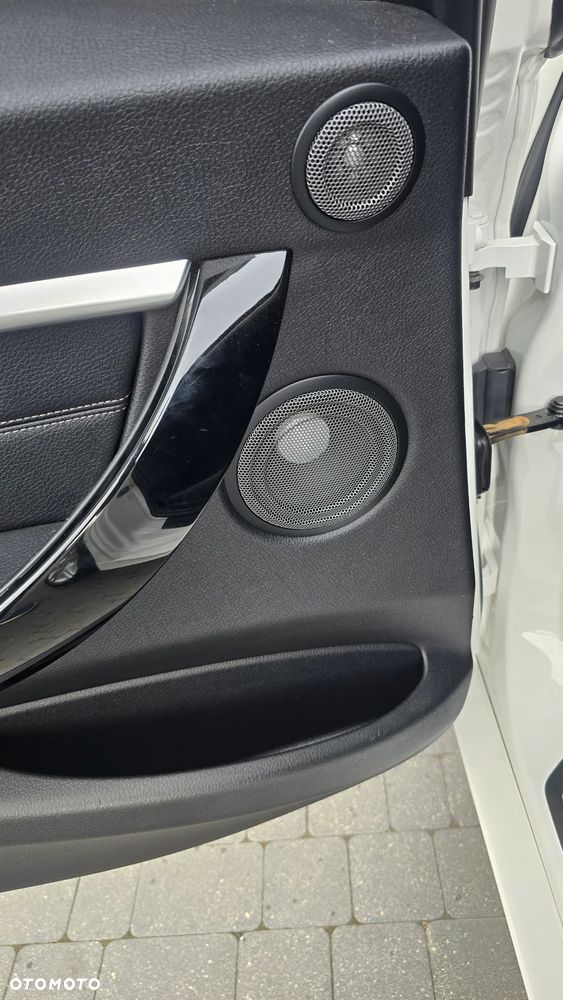 BMW Seria 3 320d Efficient Dynamics Edition - 20